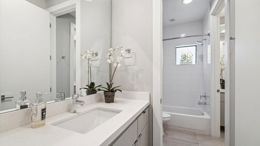 Houston 3-story, 4-bed 6026 Camellia Street-idx