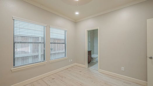 Houston 3-story, 3-bed 4406 Schuler Street B-idx