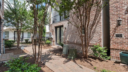 Houston 3-story, 3-bed 2739 Cohn Street-idx