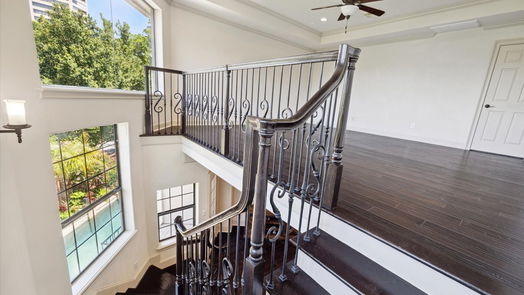 Houston 3-story, 3-bed 6008 Glencove Street B-idx