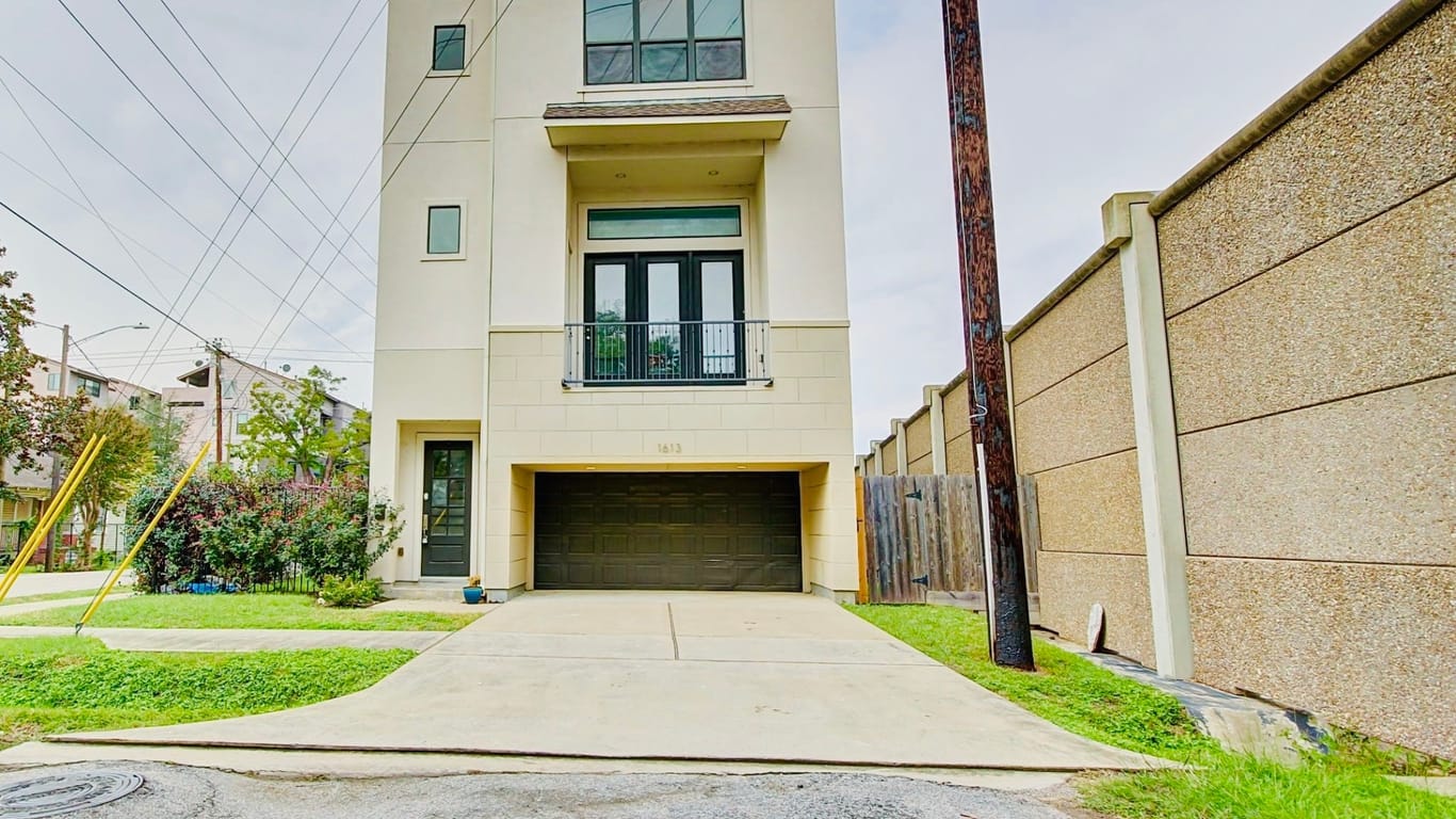 Houston 4-story, 3-bed 1613 E Bonner Street-idx