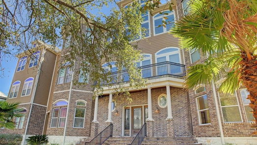 Houston 4-story, 12-bed 832 Yale Street-idx