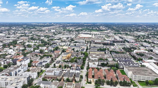 Houston 3-story, 4-bed 3950 Feagan Street-idx