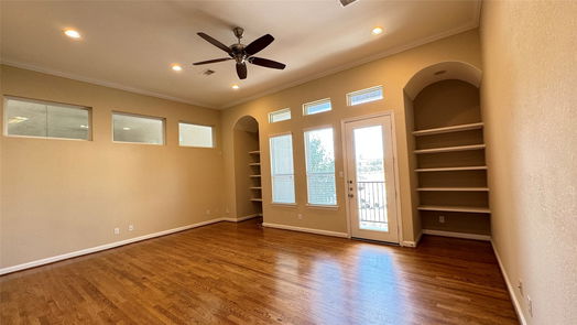 Houston 3-story, 3-bed 5831 Katy Street-idx