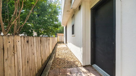 Houston 3-story, 3-bed 5721 Kiam Street C-idx