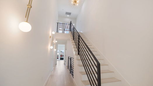 Houston 4-story, 4-bed 6211 Westcott Street-idx