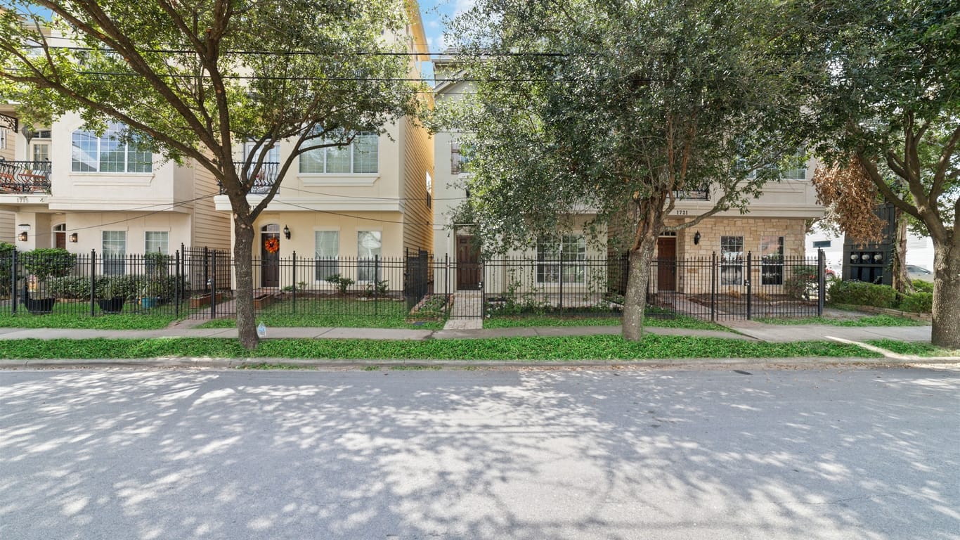 Houston 3-story, 2-bed 1719 Spring Street-idx