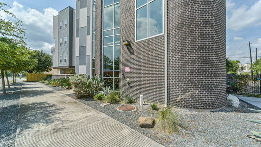 Houston 1-story, 2-bed 1011 Studemont Street 310-idx