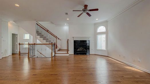 Houston 3-story, 3-bed 5305 Egbert Street B-idx