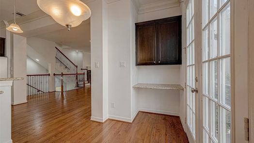 Houston 3-story, 3-bed 5305 Egbert Street B-idx