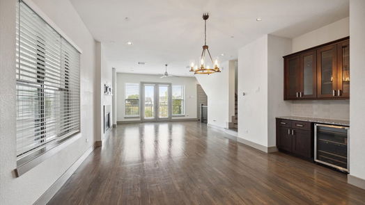 Houston 4-story, 3-bed 114 Heights Boulevard E-idx