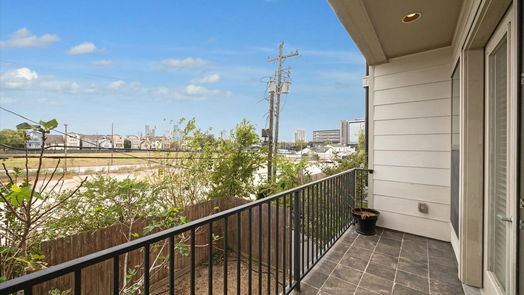 Houston 4-story, 3-bed 114 Heights Boulevard E-idx