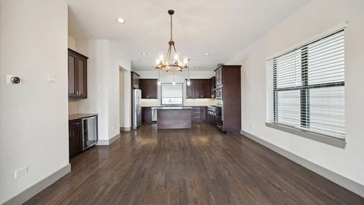 Houston 4-story, 3-bed 114 Heights Boulevard E-idx