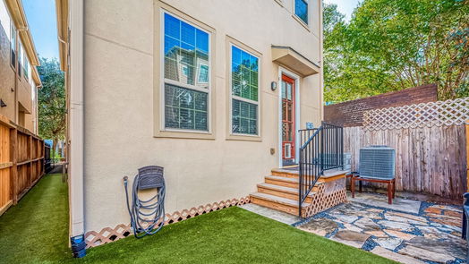 Houston 2-story, 3-bed 5702 Darling Street-idx