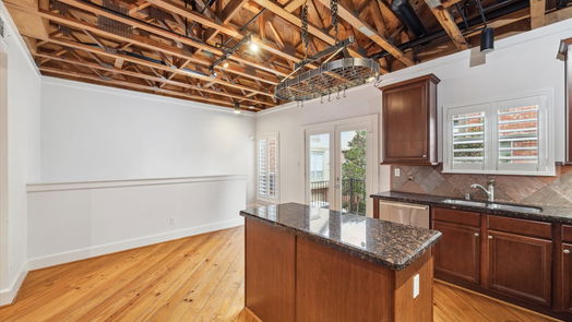 Houston 3-story, 2-bed 915 Knox Street C-idx