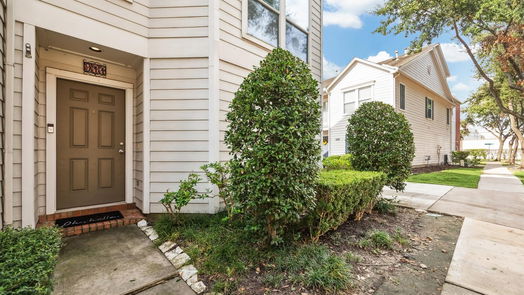 Houston 3-story, 3-bed 911 E Heights Hollow Lane-idx