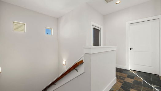 Houston 4-story, 3-bed 1005 Bingham Street 2-idx