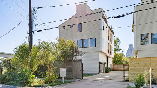 Houston 4-story, 3-bed 1005 Bingham Street 2-idx