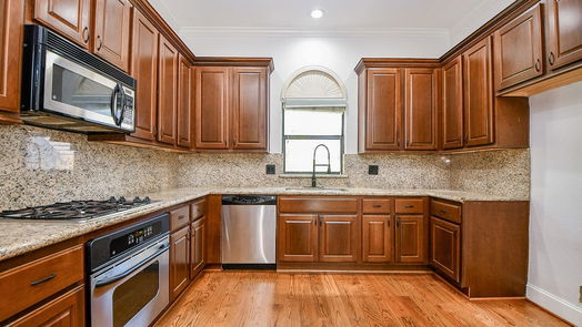 Houston 3-story, 3-bed 608 Westcott Street-idx