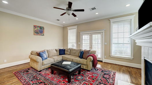 Houston 3-story, 3-bed 820 W 17th Street-idx
