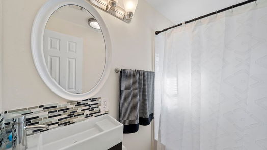 Houston 1-story, 2-bed 622 E 27th Street-idx