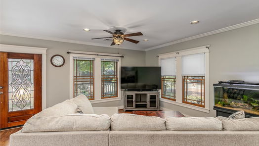 Houston 1-story, 3-bed 1321 W 21st Street-idx