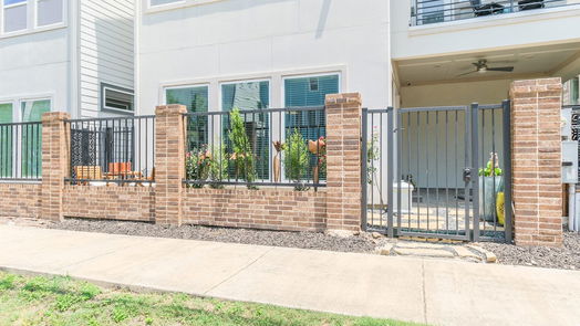 Houston 3-story, 3-bed 2607 Fountain Key Boulevard-idx