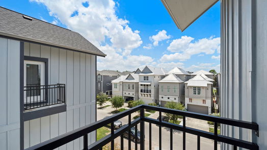 Houston 3-story, 3-bed 1221 W 16th Street B-idx