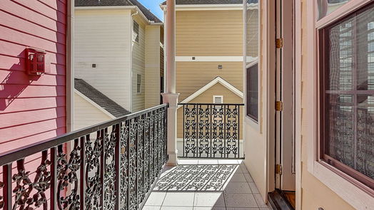 Houston 3-story, 4-bed 219 W 27th Street E-idx