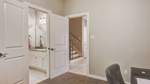 Houston 3-story, 4-bed 219 W 27th Street E-idx
