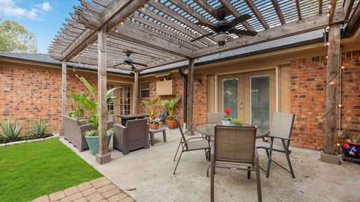 Houston 1-story, 3-bed 2202 Willowby Drive-idx