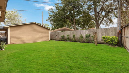 Houston 1-story, 3-bed 2202 Willowby Drive-idx