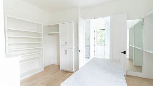 Houston 2-story, 5-bed 1009 Shelterwood Drive-idx