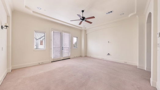 Houston 4-story, 3-bed 1102 W 15th 1/2 Street B-idx
