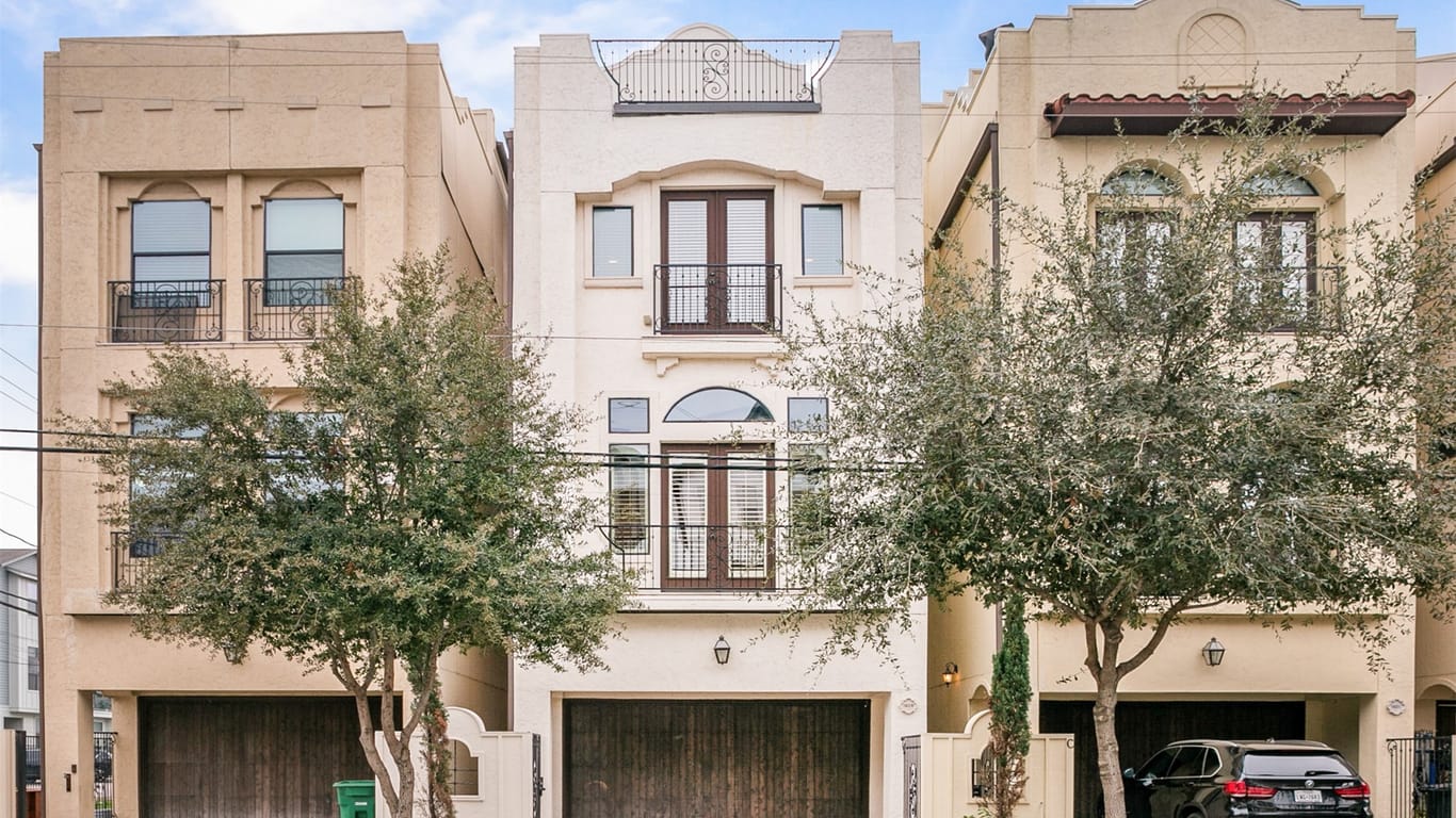 Houston 4-story, 3-bed 1102 W 15th 1/2 Street B-idx