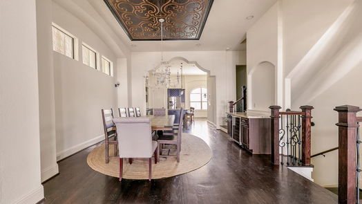Houston 4-story, 3-bed 1102 W 15th 1/2 Street B-idx