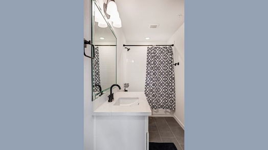 Houston 4-story, 3-bed 1422 W 23rd Street C-idx