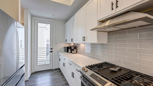 Houston 4-story, 3-bed 1422 W 23rd Street C-idx