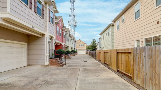 Houston 2-story, 2-bed 1749 W 24th Street-idx