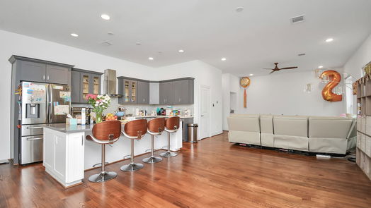 Houston 4-story, 0-bed 1117 W 16th Street E-idx