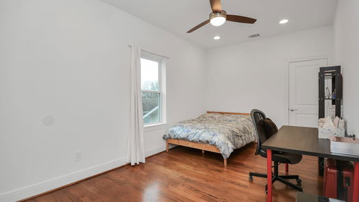 Houston 4-story, 0-bed 1117 W 16th Street E-idx
