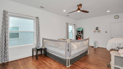Houston 4-story, 0-bed 1117 W 16th Street E-idx