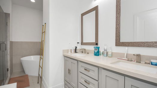 Houston 4-story, 0-bed 1117 W 16th Street E-idx