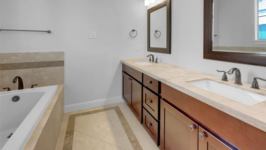 Houston 3-story, 4-bed 1135 W 15th 1/2 Street-idx