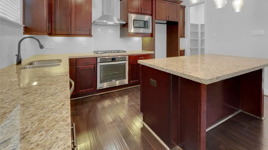 Houston 3-story, 4-bed 1135 W 15th 1/2 Street-idx