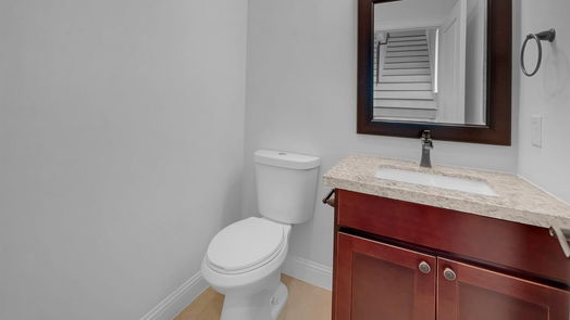 Houston 3-story, 4-bed 1135 W 15th 1/2 Street-idx