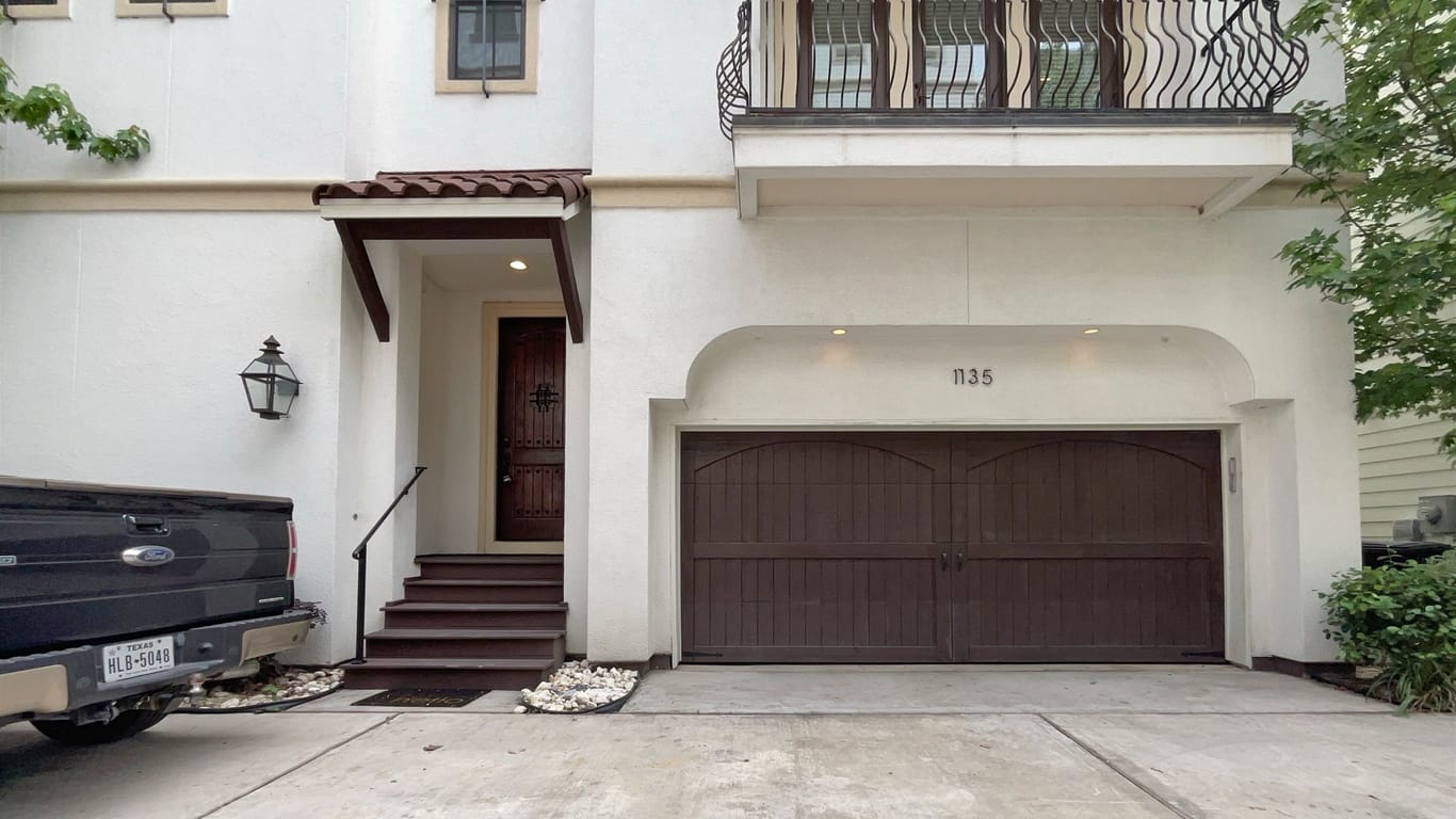 Houston 3-story, 4-bed 1135 W 15th 1/2 Street-idx