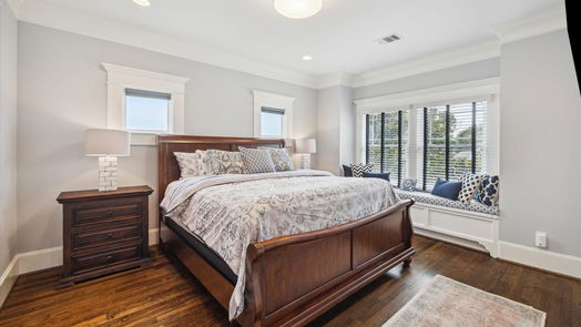 Houston 2-story, 4-bed 713 E 13th Street-idx