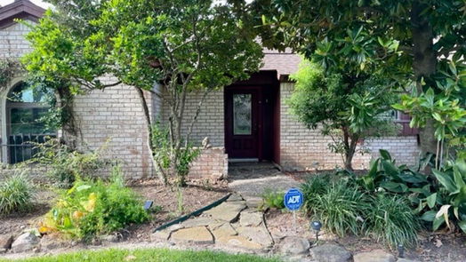 Houston 1-story, 3-bed 2310 Brooktree Drive-idx