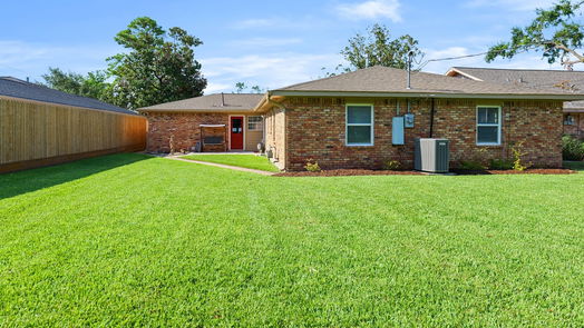 Houston 1-story, 3-bed 6535 Grovewood Lane-idx